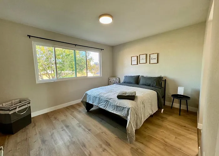 Appartement Beautifully Renovated Townhouse *
